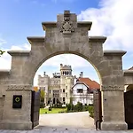 Palacio Arriluce - The Leading Of The World