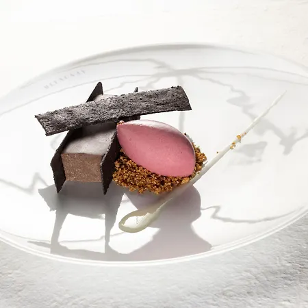 Palacio Arriluce - The Leading Of The World