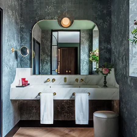 Palacio Arriluce - The Leading Of The World 5*