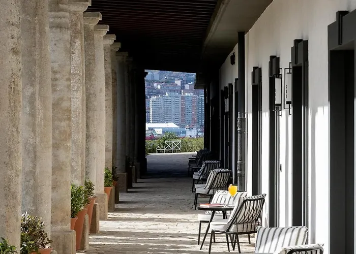 Palacio Arriluce - The Leading Of The World