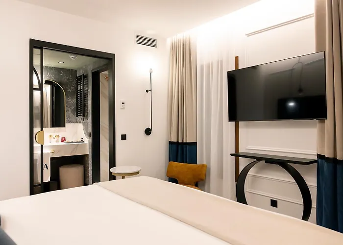 Palacio Arriluce - The Leading Of The World