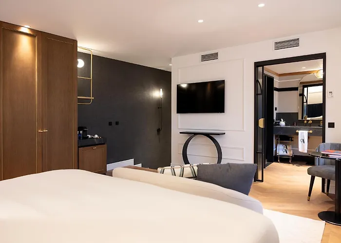 Palacio Arriluce - The Leading Of The World