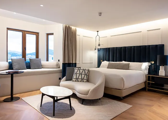 Hotel Palacio Arriluce - The Leading Of The World