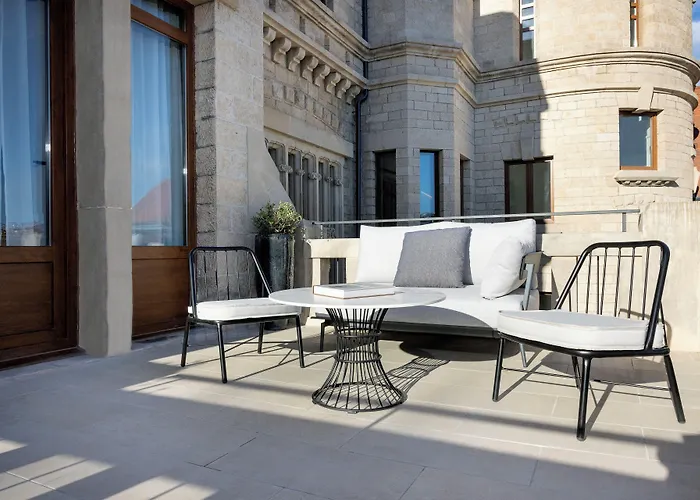 Palacio Arriluce - The Leading Of The World 5*