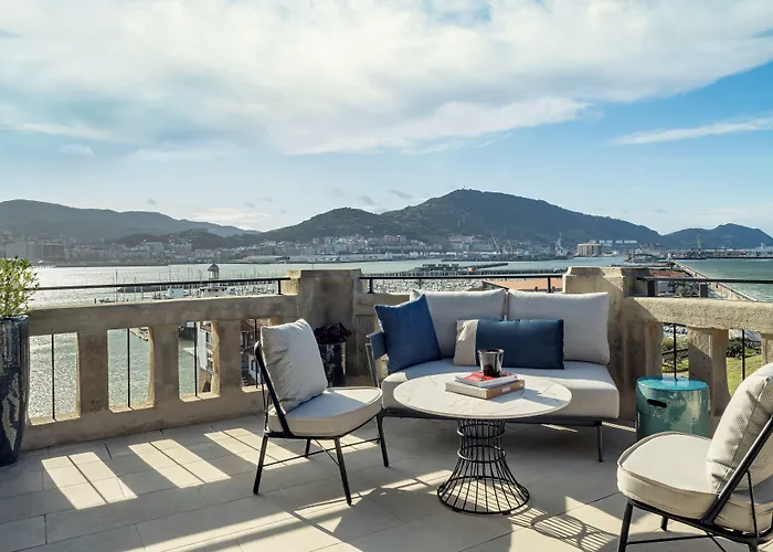 Palacio Arriluce - The Leading Of The World