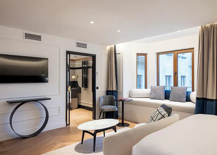 Hotel Palacio Arriluce - The Leading Of The World